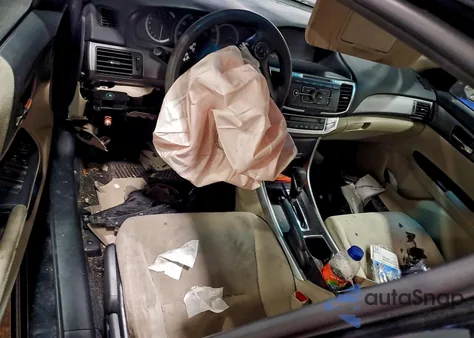 2013 Honda Accord Lx z USA, uszkodzony, nr VIN 1HGCR2F30DA038328